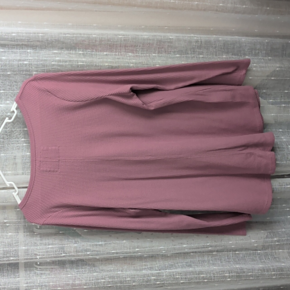 Pink Long-Sleeve Metallica Top Torrid - Picture 3 of 3